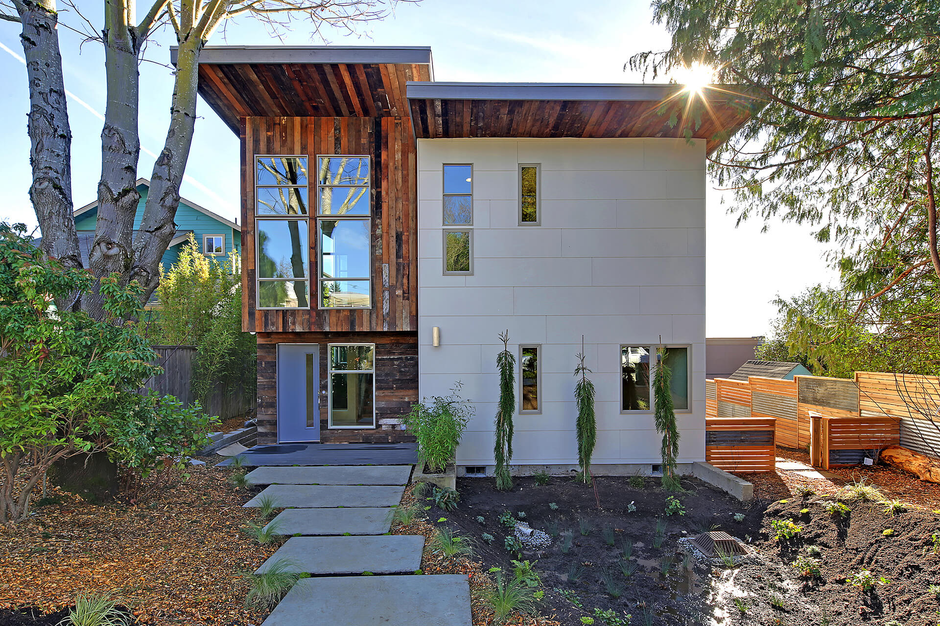 A Washington Residence with Sustainable Features & Reclaimed Materials